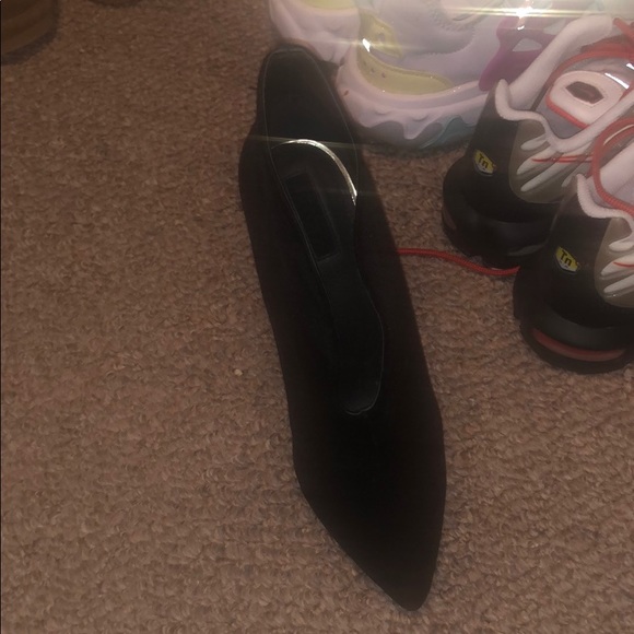 Velvet booties - Picture 2 of 5